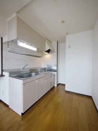 シャン・ド・フルールの物件内観写真